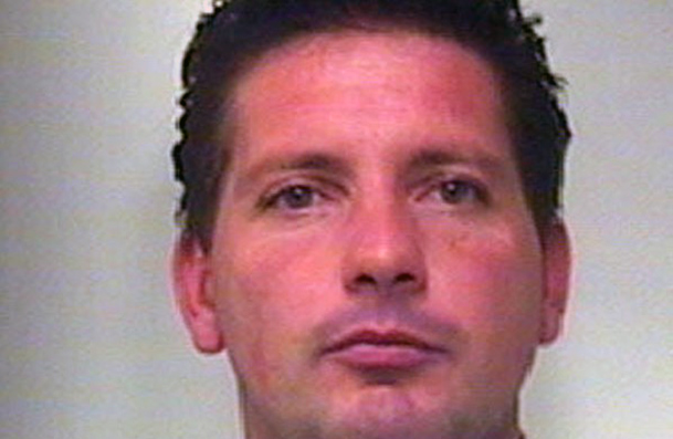 Cuorgnè, si consegna spontaneamente ai carabinieri, il latitante Giuseppe Racco