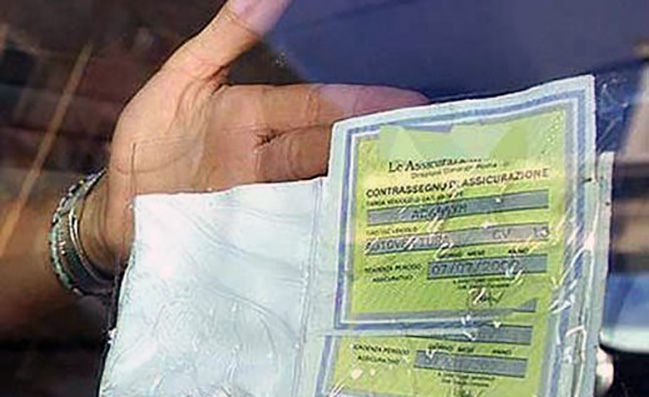 Rivarolo: alla sbarra il subagente che avrebbe rilasciato ai clienti polizze assicurative non valide