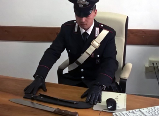 Villareggia: cinquantenne ferisce con un machete, dopo un litigio, il badante dell’anziano padre