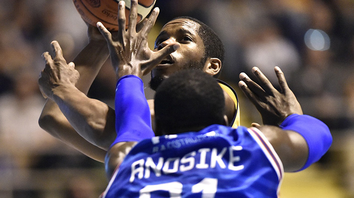 BASKET-SERIE A: LA MANITAL TORINO BATTE IL BRINDISI E FINALMENTE SORRIDE