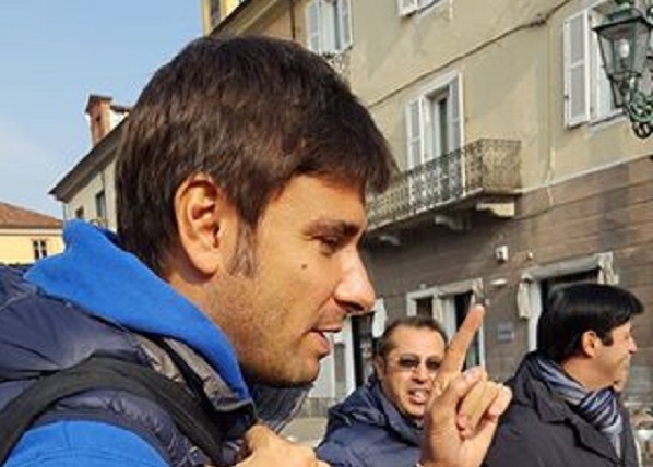 Fa tappa a Chivasso il comitato del No del Movimento 5 Stelle: in piazza Di Battista e Crimi