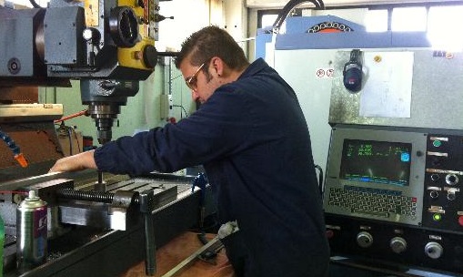 Speciale Lavoro: Adecco Spa ricerca per azienda canavesana un fresatore tradizionale esperto