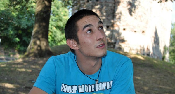 E’ stato (forse) un blocco di neve indurito a causare la morte di Luca Brunello, l’escursionista di Maglione