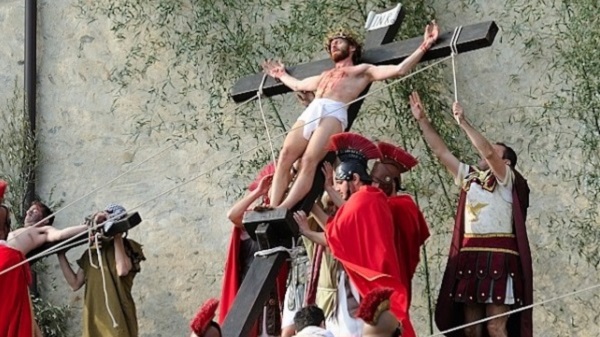 Ivrea, avrà luogo sabato 1° aprile la medievale Sacra Rappresentazione della Passione di Cristo