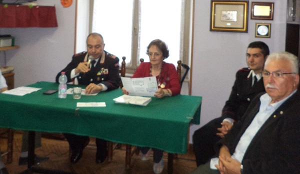 Banchette, i carabinieri al Centro Sociale per spiegare agli anziani come difendersi dalle truffe