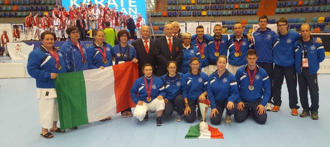 Karate, gli atleti canavesani della Rem Bu Kan fanno man bassa di medaglie nella Repubblica Ceca