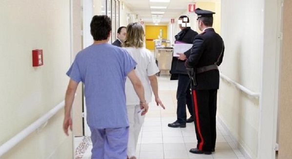 Minaccia gl’infermieri e aggredisce i carabinieri in pronto soccorso. Arrestato 39enne di Volpiano