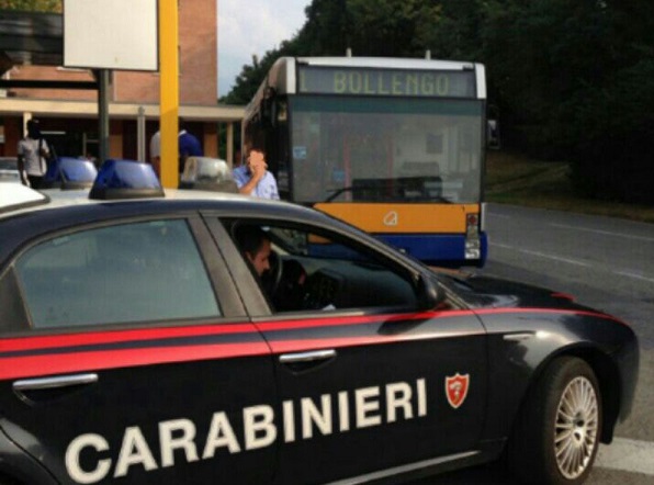 Sicurezza: inizia l’anno scolastico e i carabinieri di Ivrea controllano i bus di pendolari e studenti