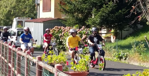 Festa in Val Soana: Ingria ospita la terza edizione dell’Epic Race, la stramba competizione di motorini