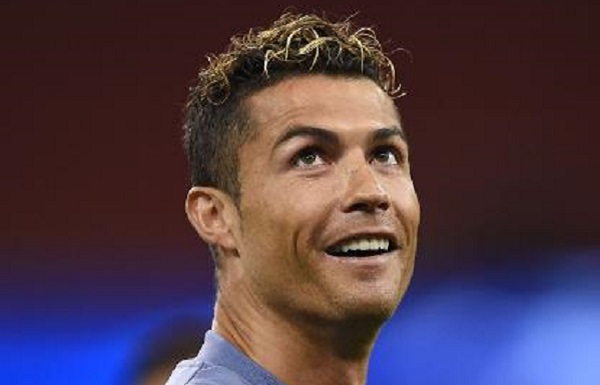 Il popolo bianconero impazzisce per la gioia: Cristiano Ronaldo è, per 4 anni, della Juventus