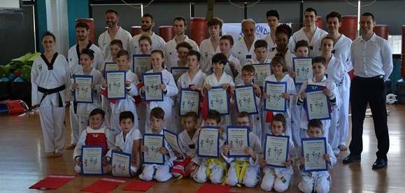 Rivarolo: con il passaggio di cintura degli atleti senior la Taekwondo Canavese va in vacanza