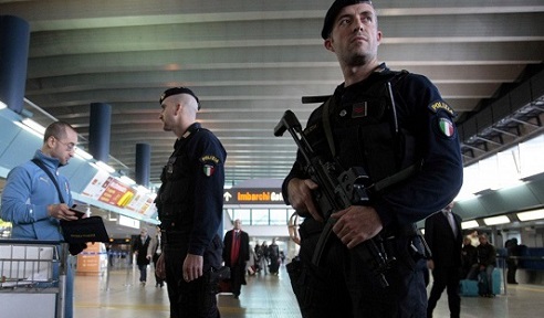 Arrestato a Caselle: rientra in Italia e finisce in carcere per scontare la pena per maltrattamenti in famiglia