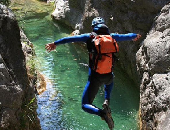 Noasca: turista francese precipita sulle rocce mentre faceva canyoning. E’ grave al Cto di Torino