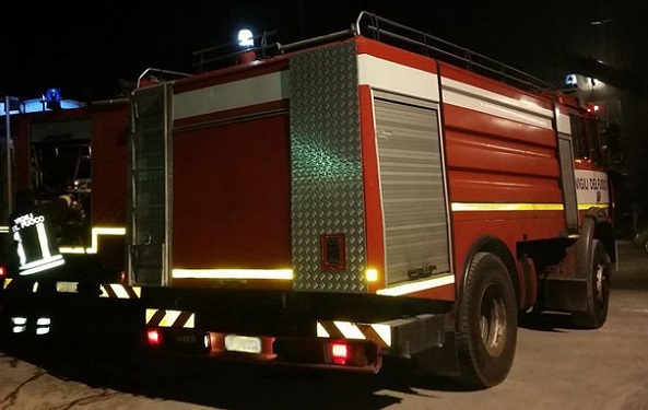 Rivarolo: un’altra automobile divorata dalle fiamme in via Trieste. E’ la seconda in 72 ore