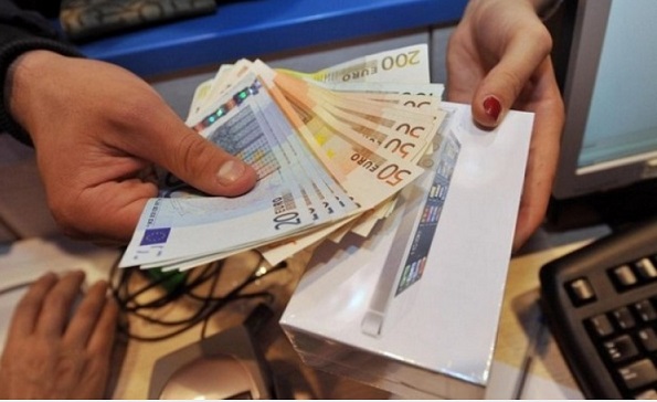 Un falso sito “Imps” per chiedere il reddito di cittadinanza: alla pagina fake credono in 500 mila