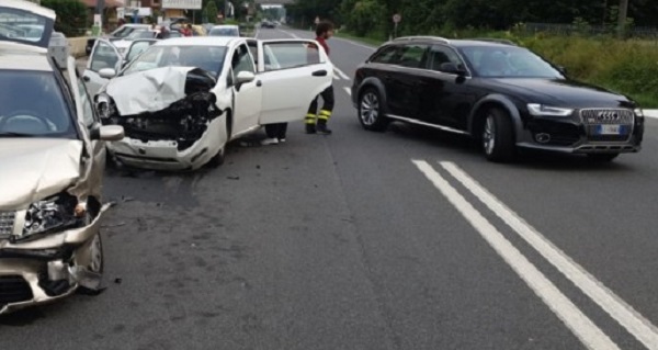 Ennesimo grave incidente sulla “Direttissima” della Mandria. Ferita una donna residente a Cafasse