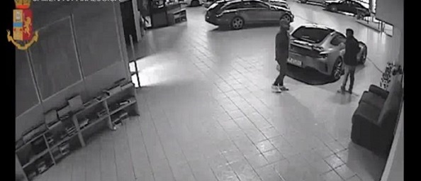 Torino-Canavese: sgominata la banda dei nordafricani che rubava solo auto di lusso