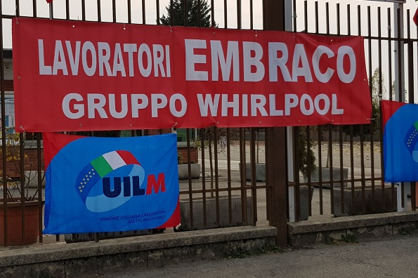 Il governatore del Piemonte Cirio al Governo: “l’ex Embraco fabbrichi mascherine e respiratori”
