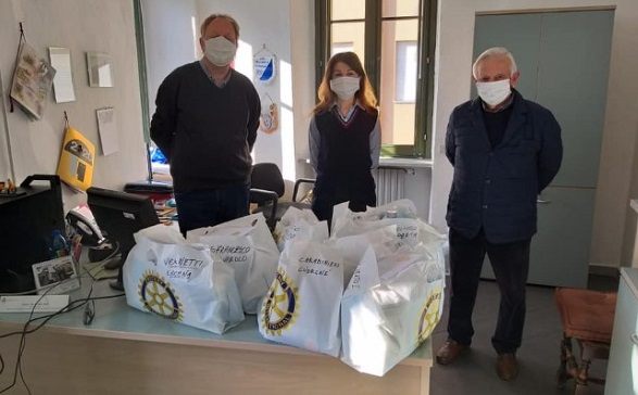 Il Rotary Club Cuorgnè e Canavese dona mascherine e gel igienizzante alle Rsa e ai ragazzi autistici