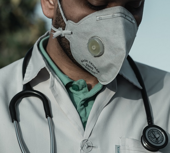 Piemonte – Continuano ad aumentare i contagi: oltre 3mila in 24 ore, come Novembre 2020