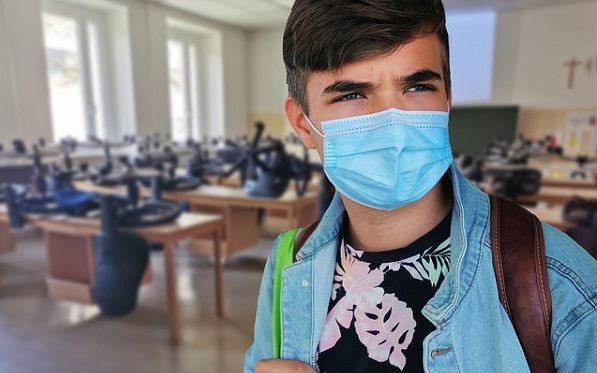 Piemonte, la Regione ha deciso che gli studenti delle Superiori torneranno in classe il 18 gennaio