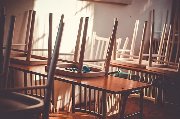 Il Piemonte diventa zona arancione rinforzato. Da lunedì 8 marzo in Canavese chiuse tutte le scuole