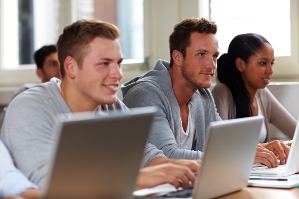 Economia, parte il Piano di assunzioni triennale: il Comune di Torino assume mille giovani talenti