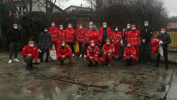 Gli haters si inseriscono nella videoconferenza del corso della Croce Rossa con minacce e bestemmie