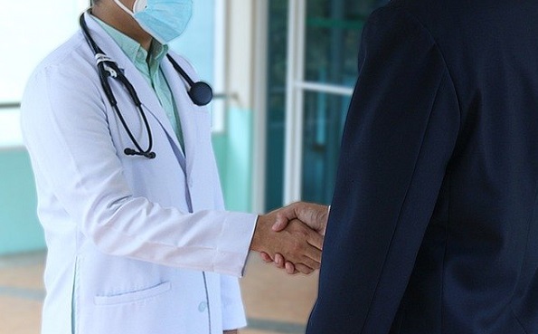 Consegna a domicilio per i sensori glicemici: l’Asl To4 semplifica la vita ai pazienti diabetici