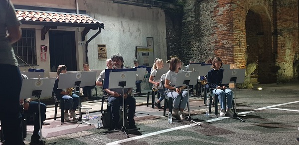 Grande festa a Oglianico per la “Patronale” di San Feliciano. Musica, cibo, danze e giochi per tutti
