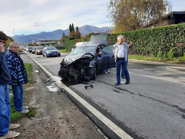 Ennesimo incidente stradale sulla strada provinciale tra Favria e Busano. Ferita una donna