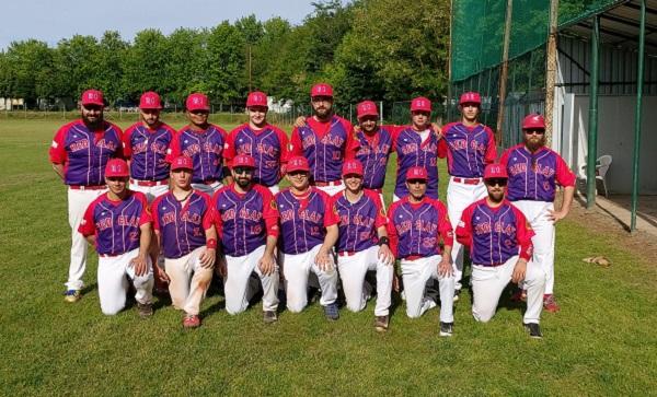 Castellamonte: grande partita degli atleti del Redclay baseball che sconfiggono il Jfk Mondovì