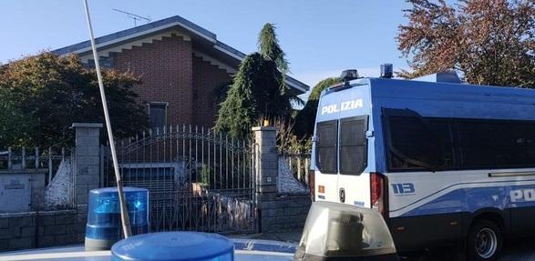 Torrazza Piemonte: sgomberata la villa del boss Schirripa. La famiglia continuava ad abitarci