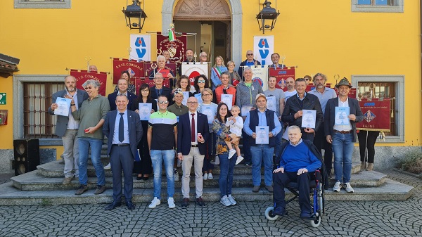 Oglianico: Avis in festa per il 52° compleanno. Premiati i donatori di sangue benemeriti