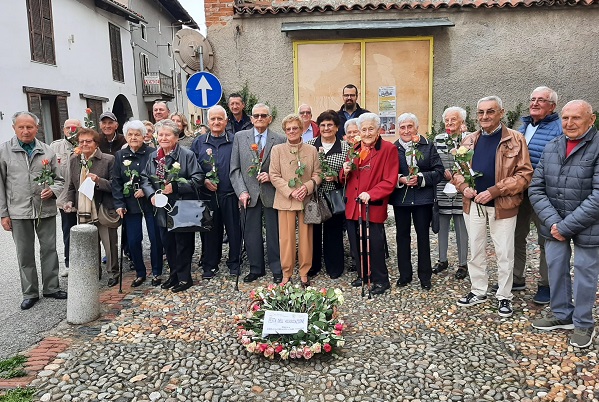 “Festa dell’Anziano” a Oglianico. Emilia Lucchese è, a 98 anni, la donna più longeva del paese