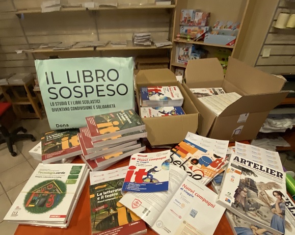 Contributo del Rotary Club Cuorgnè e Canavese per il progetto scolastico “Il libro in sospeso”