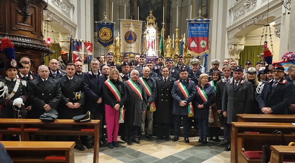 Rivarolo, i carabinieri in congedo e in servizio hanno festeggiato la “Virgo Fidelis” patrona dell’Arma