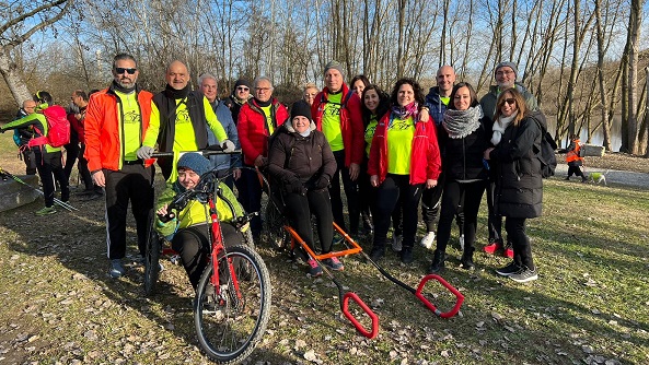 Chivasso: le magliette gialle della “Hope Running” alla tappa 73 di “Cammino per l’Italia”