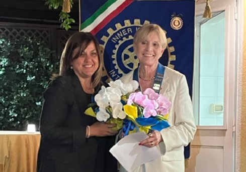 Canavese, cambio al vertice dell’Inner Wheel: Lucia Brossa subentra a Patrizia Rosboch
