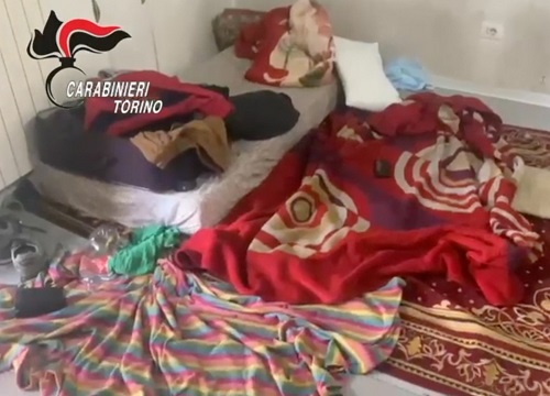 Immigrazione clandestina a Torre Canavese: cinque pakistani in stato di fermo. Indagini in corso