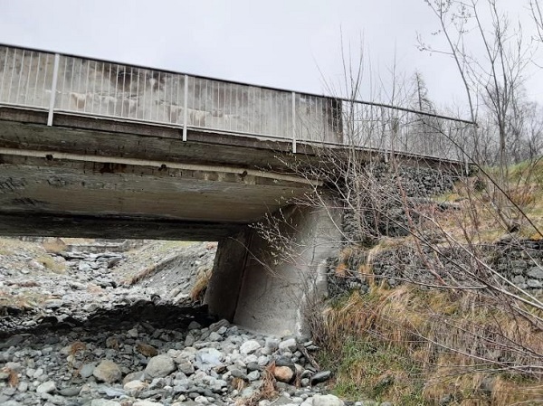 Canavese: consegnati i lavori per la ricostruzione del ponte che scavalca il Rio Venaus a Usseglio