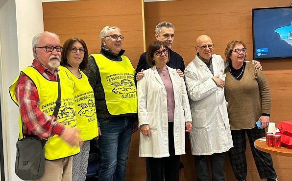 Chivasso: l’Associazione Stefano Bocca “L’Angelo Biondo” Onlus dona un ecografo all’Asl T04
