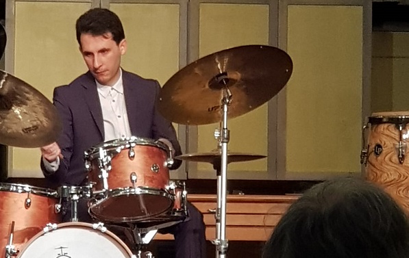 Rivarolo: il 23enne Marco Lupoli di Vauda si laurea in batteria jazz. Liceo Musicale in festa