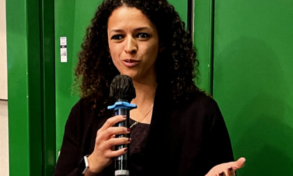 Elezioni, Helen Ghirmu affronta la sconfitta e si complimenta in pubblico con il neosindaco