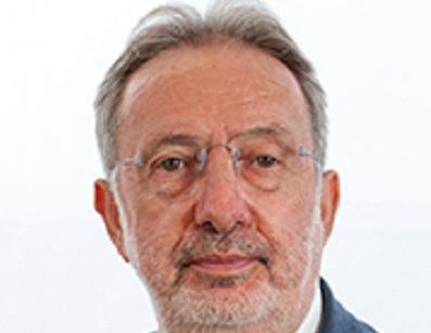 Dramma a San Raffaele Cimena: il trattore si ribalta di colpo. È morto l’ex senatore Enrico Buemi