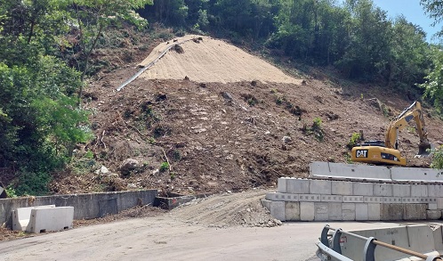 Messa in sicurezza e riaperta a senso unico alternato la provinciale 73 a Biò di Borgofranco d’Ivrea