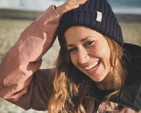 Venaria piange la morte a soli 36 anni di Giulia Manfrini, colpita da un pesce spada mentre faceva surf