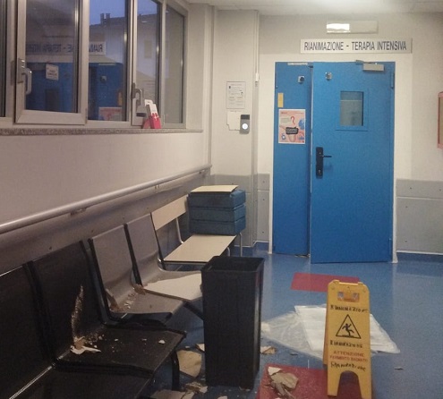 Ivrea-Chivasso: ospedali Asl To4, tra soffitti che crollano e sale operatorie allagate. La denuncia del Nursind