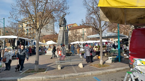 Chivasso rilancia i mercati contadini: pubblicato l’avviso per l’assegnazione dei posteggi del mercoledì e del sabato