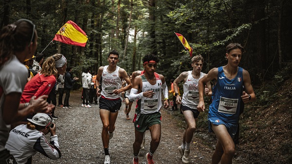 Mondiali di corsa in montagna Under 20: Italia quarta a un passo dal podio, brillano i canavesani Perardi e Pepe